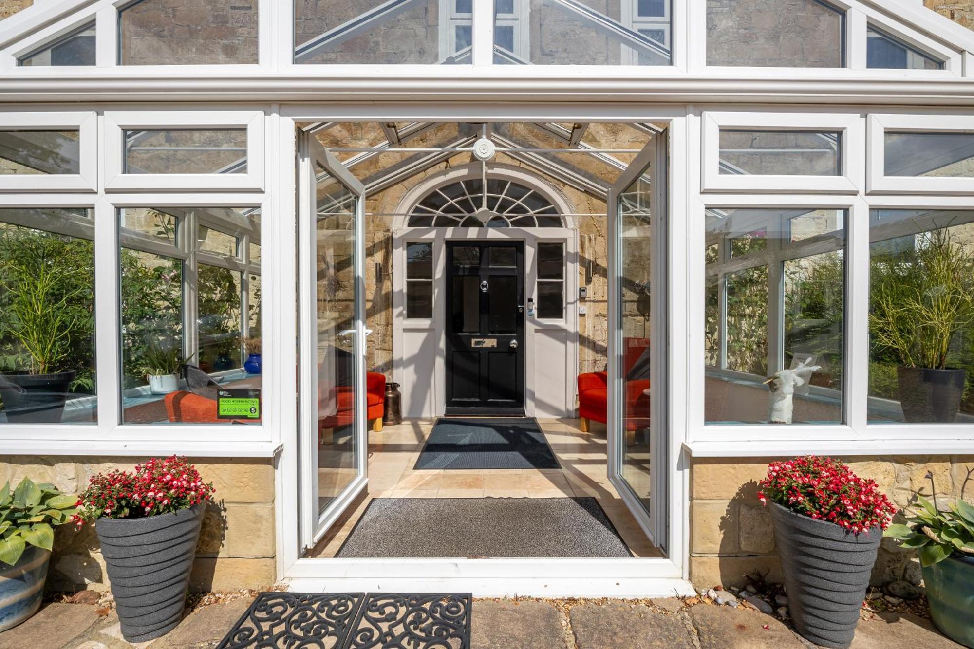Cosy Wolf Bed & Breakfast Freshwater Exterior photo
